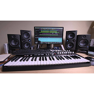 PreSonus Eris E66 Dual 6.5 inch Powered MTM Studio Monitor